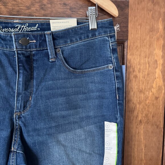 NWT Universal Thread Medium Blue Mid-Rise Skinny Jeans Size 12 Short - Picture 4 of 11